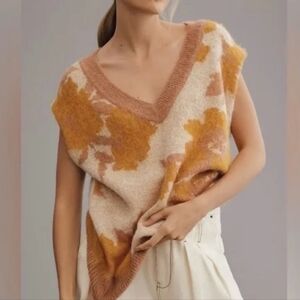 Maeve Anthropologie V-Neck Sweater Vest in Cream and Orange Floral